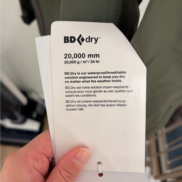 NEW with tags Black Diamond Recon Stretch Ski Shell - Women’s size Small - Picture 6 of 9